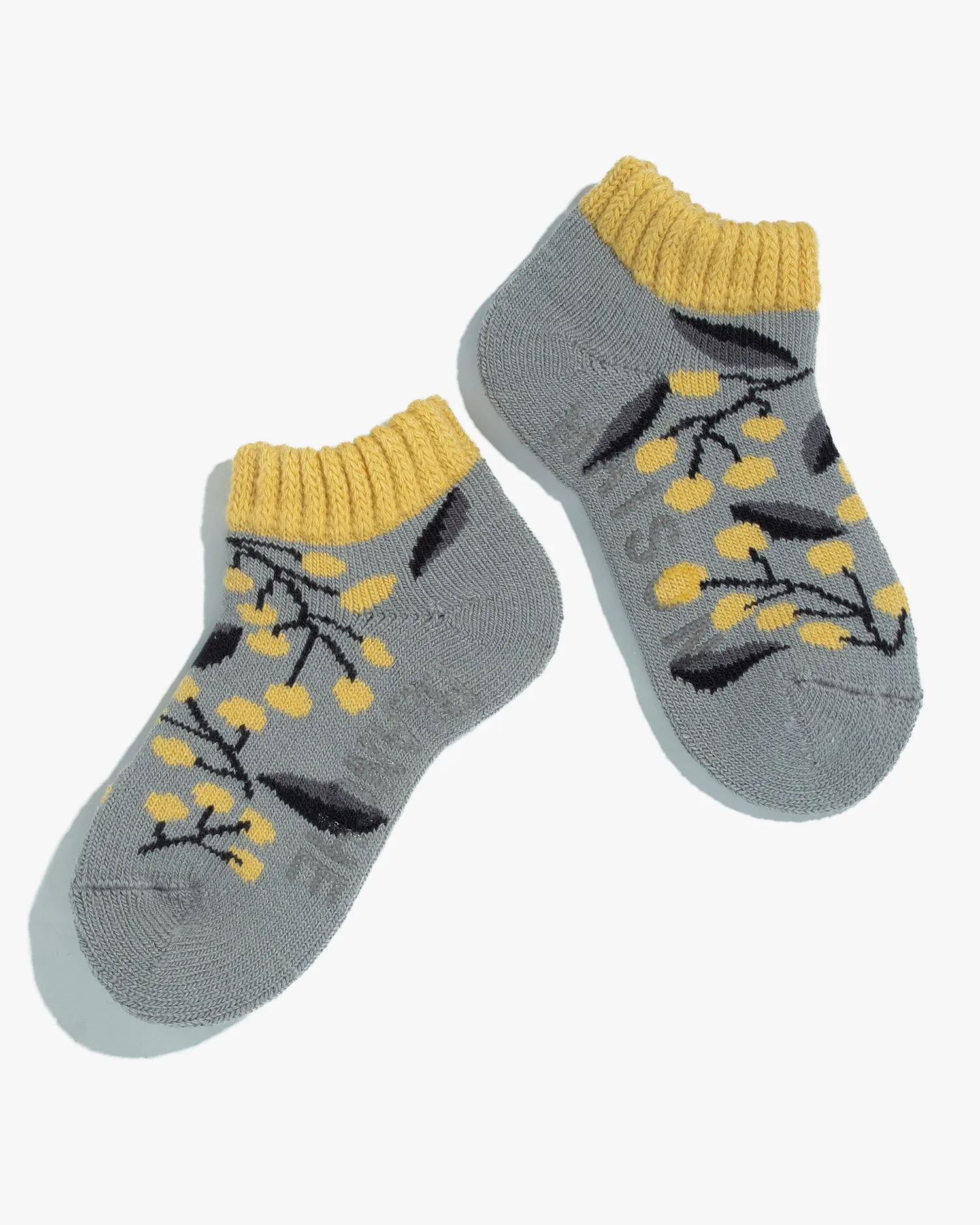 Debby Co., Ankle Socks, Maison Blanche Collection, Gray with Yellow Leaves